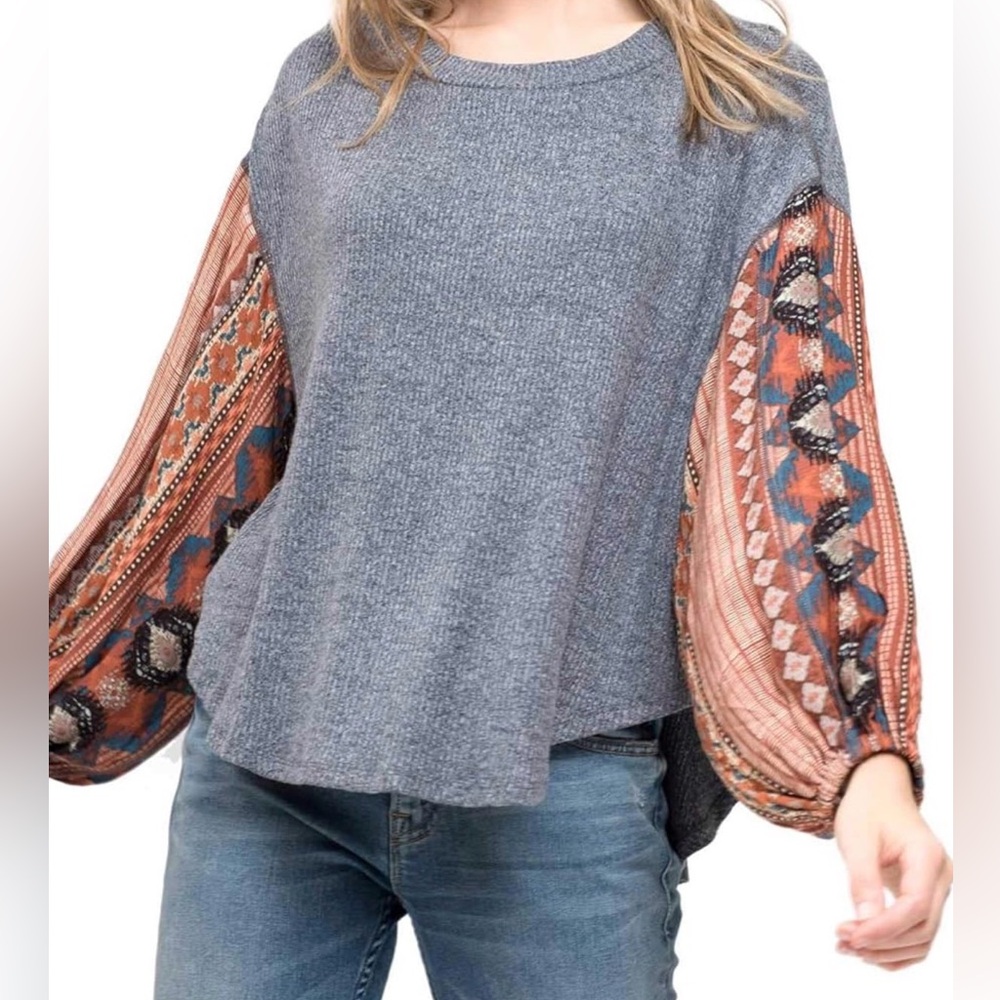 Blu Pepper- Beige Waffle Knit Boho Long Sleeve Top Size Small
